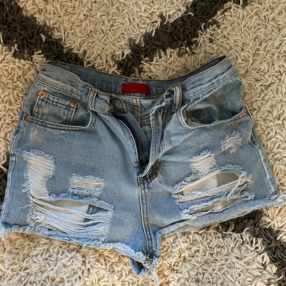 High waisted denim short shorts!